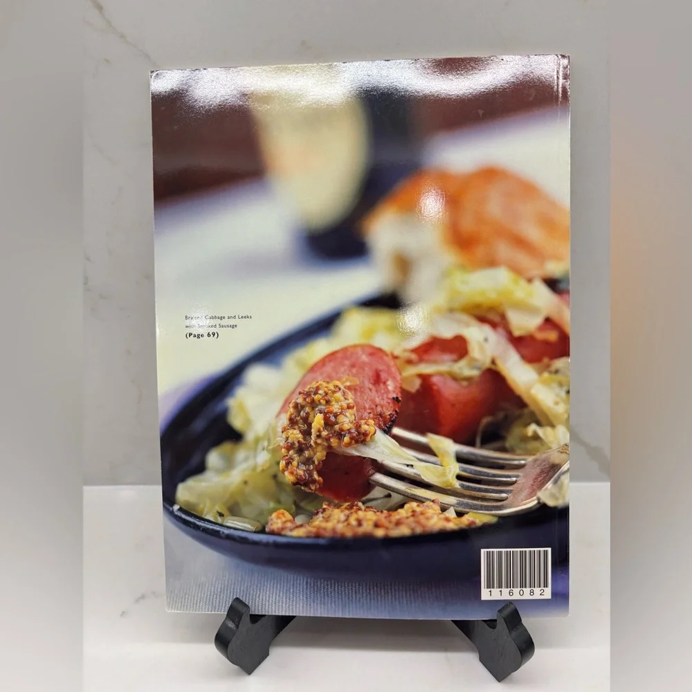 Weight Watchers Easy Pickings Cookbook 132 Tempting Recipes 2003 - Picture 2 of 4